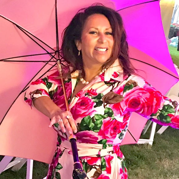 Meet your Posher, Joanna - Picture 13 of 14